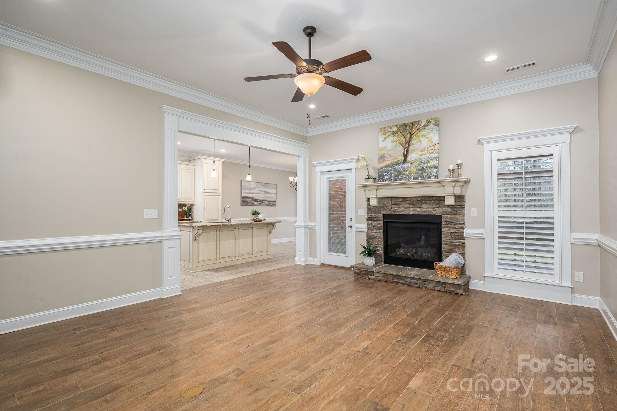 Eagles Gate - Residential