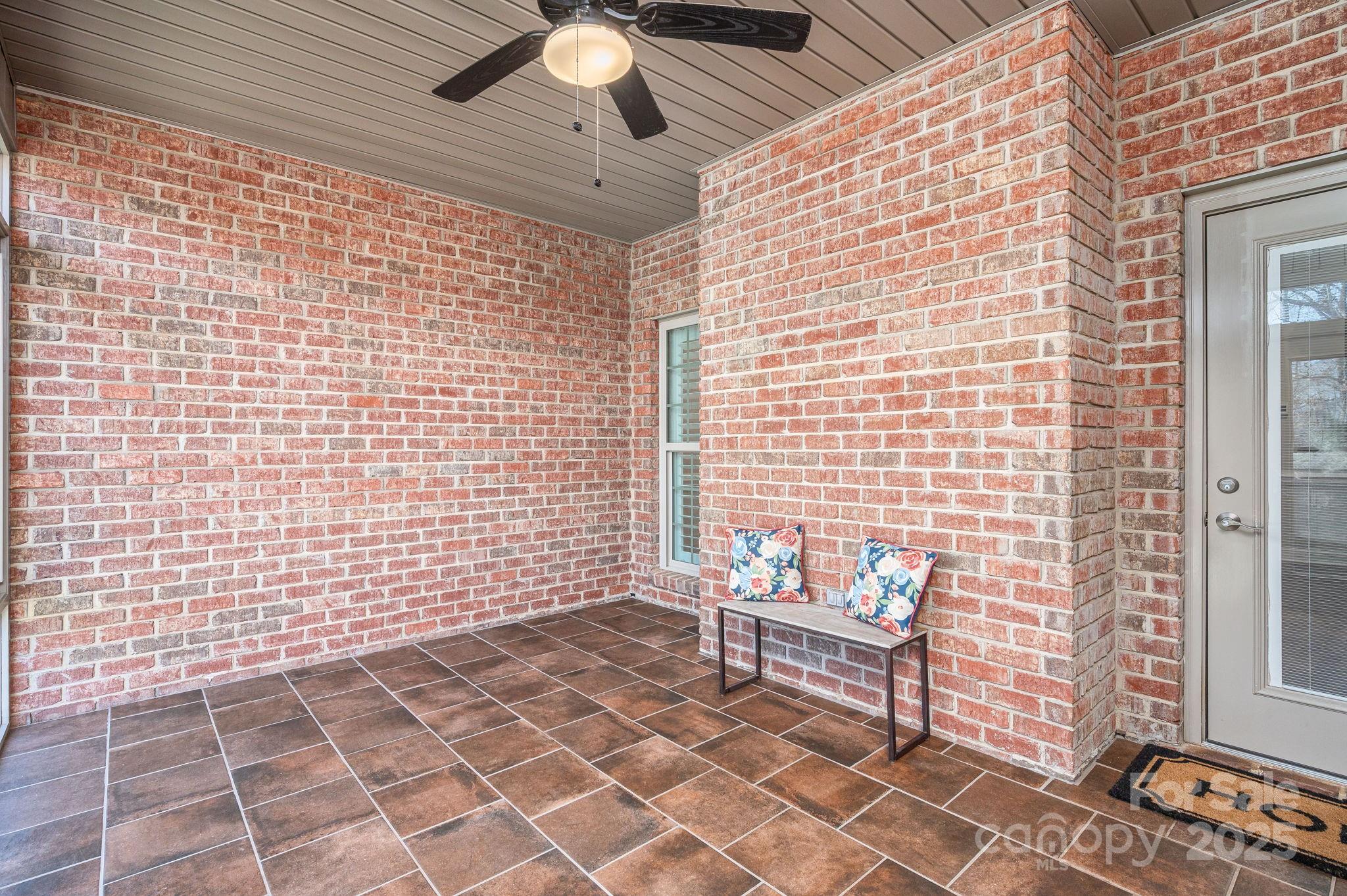 Eagles Gate - Residential