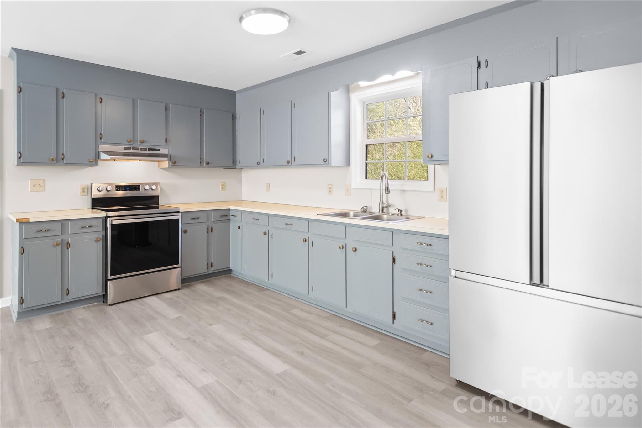 Troutman Trace Sec 1 - Residential Lease