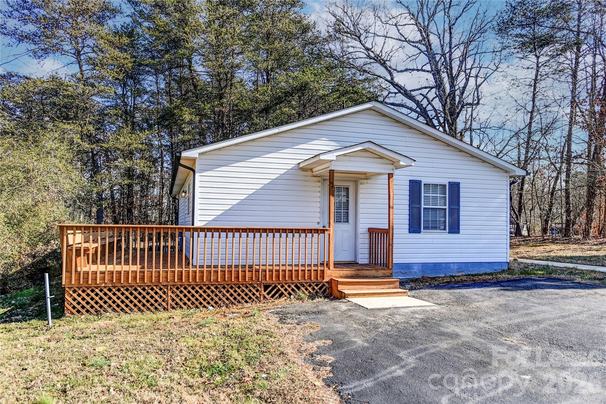 Troutman Trace Sec 1 - Residential Lease
