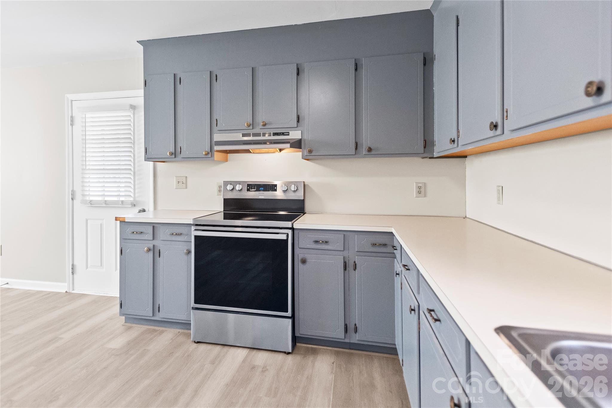 Troutman Trace Sec 1 - Residential Lease