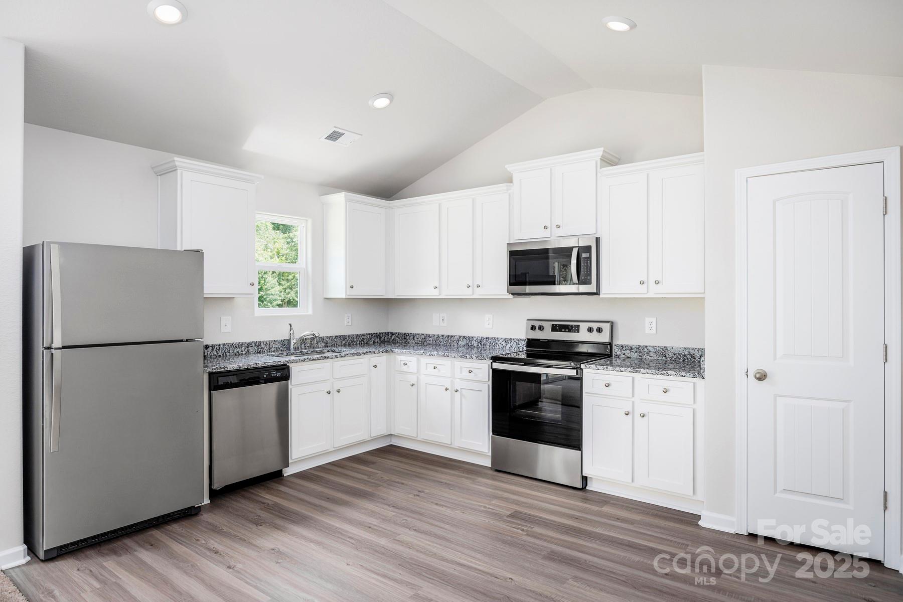 Knights Bridge - Residential