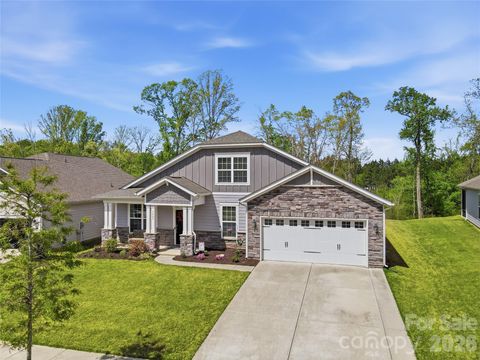 Photo of 3023 Eagle Ridge Lane, Indian Trail, NC 28079 (MLS # 4364696)