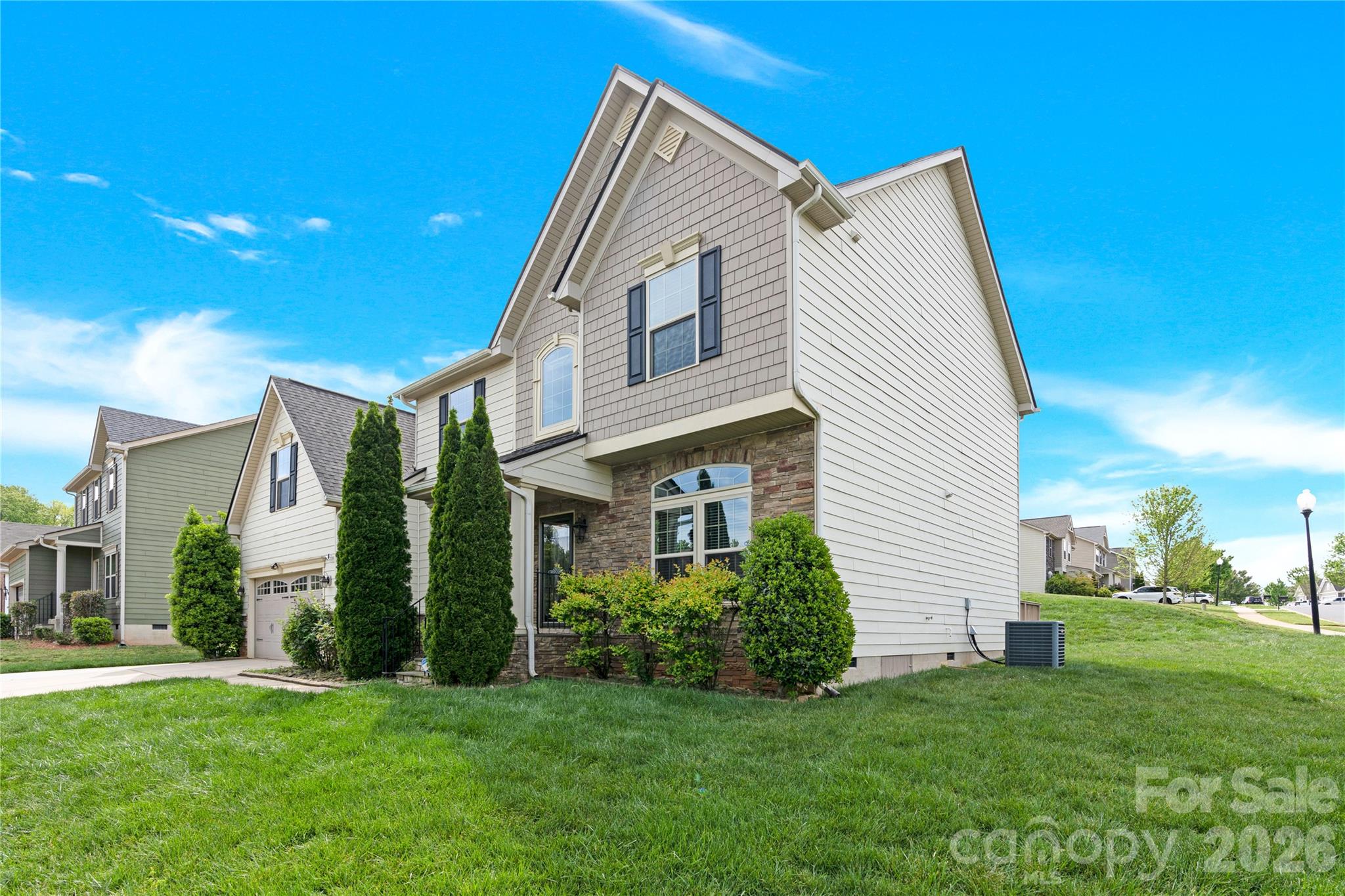 817 Wingthorn Rose Drive