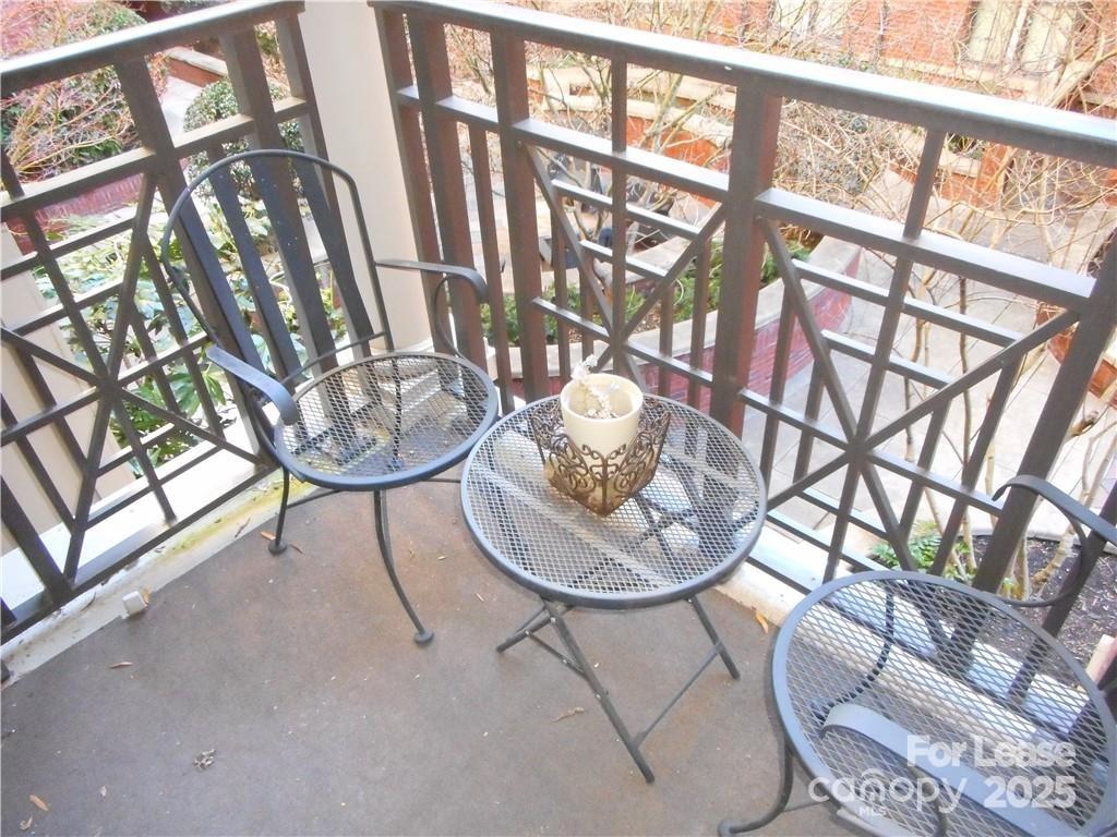 Myers Park - Residential Lease