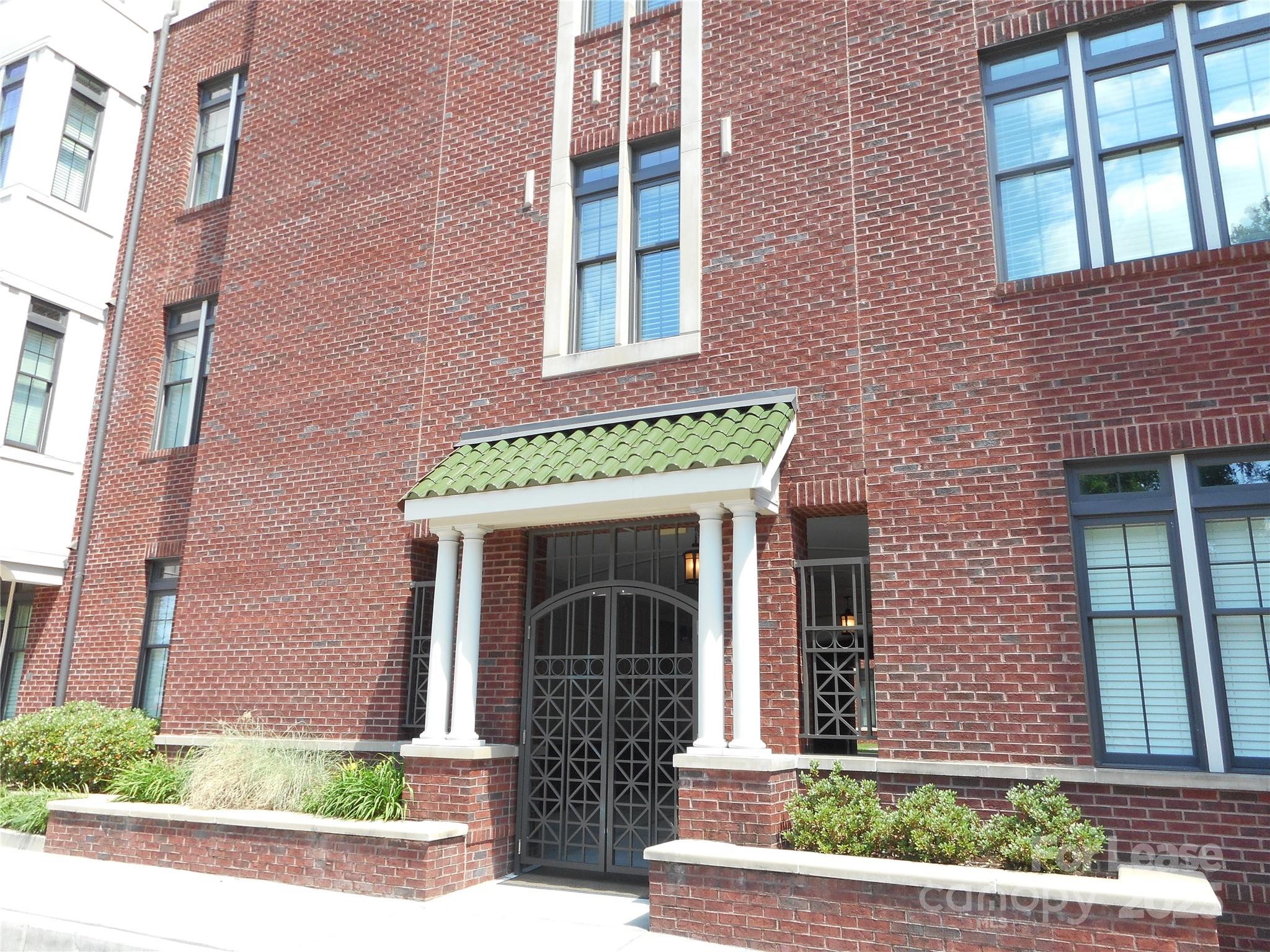 Myers Park - Residential Lease