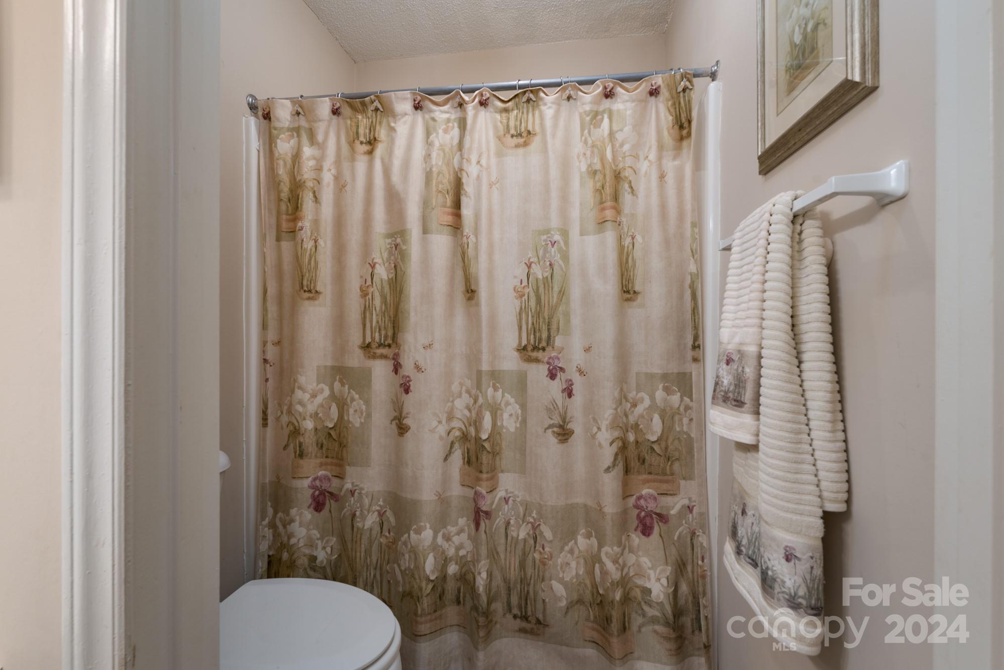 Tall Oaks - Residential