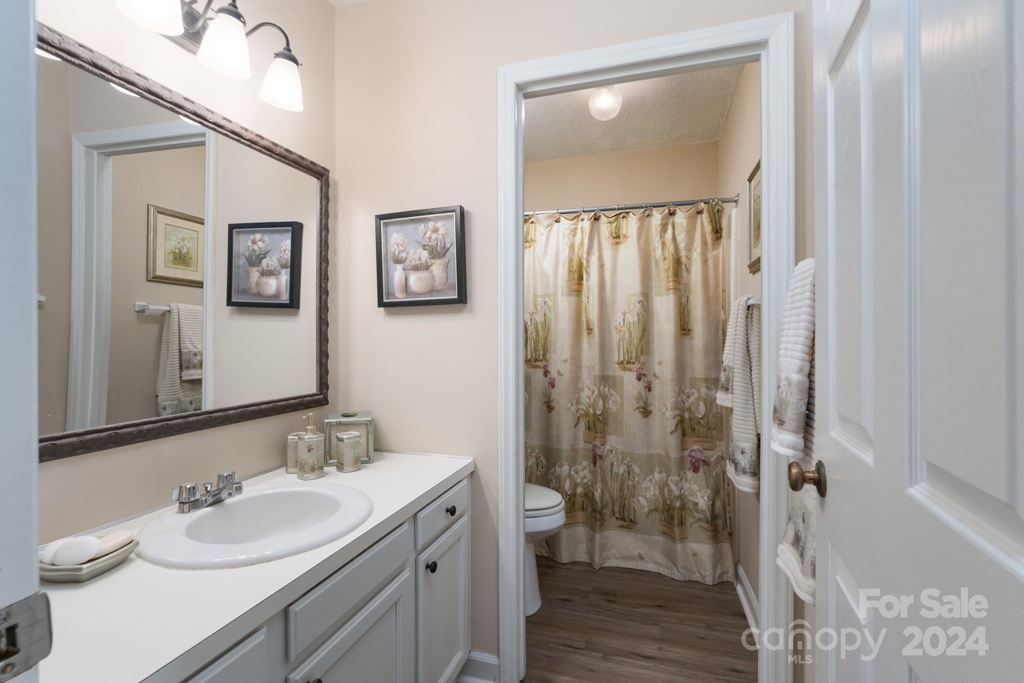 Tall Oaks - Residential