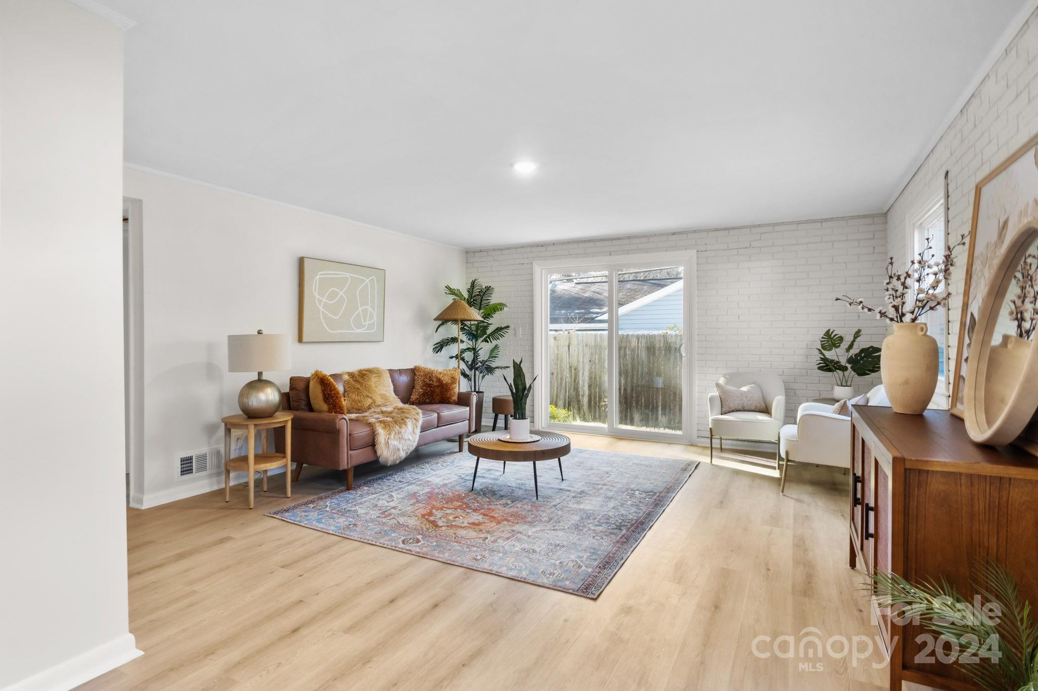 Green Gardens - Residential