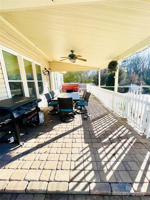listing image 41