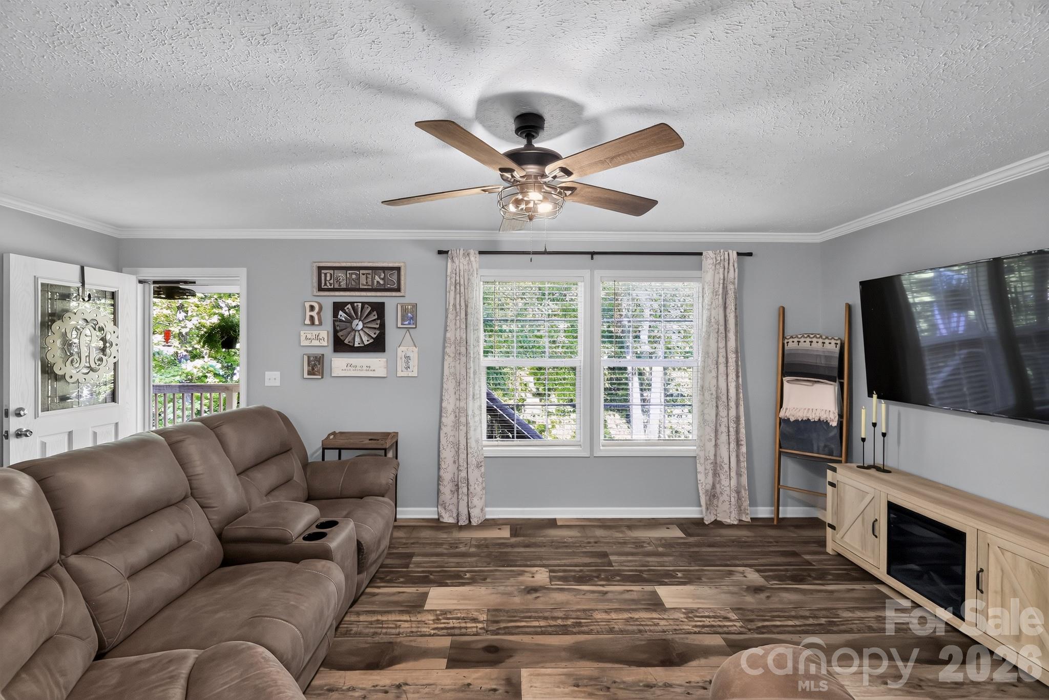 140 Fernwood Court