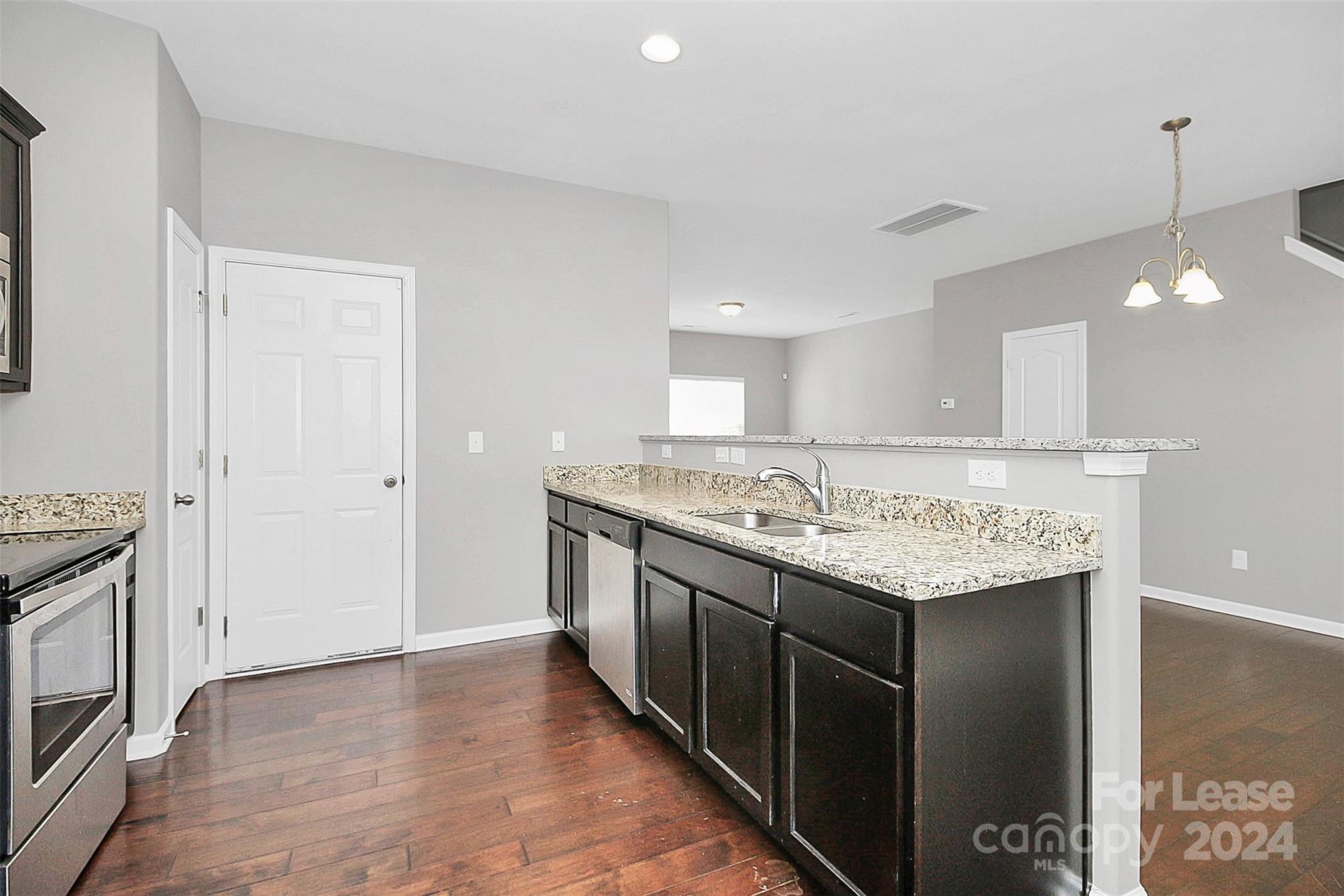 Kingstree - Residential Lease