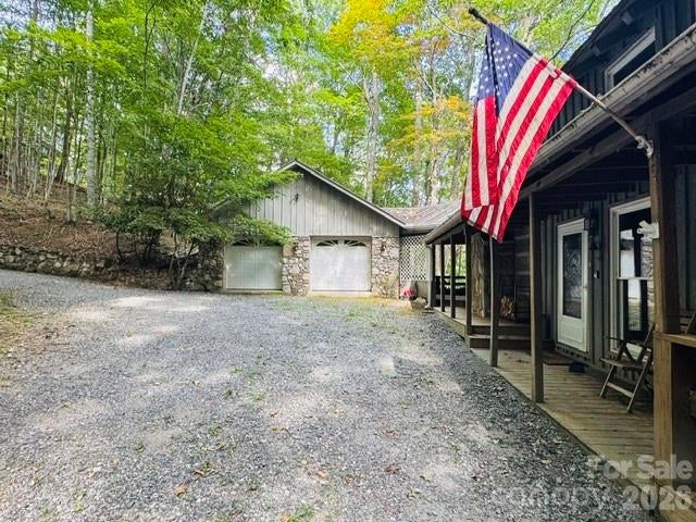 624 Fox Den Road
