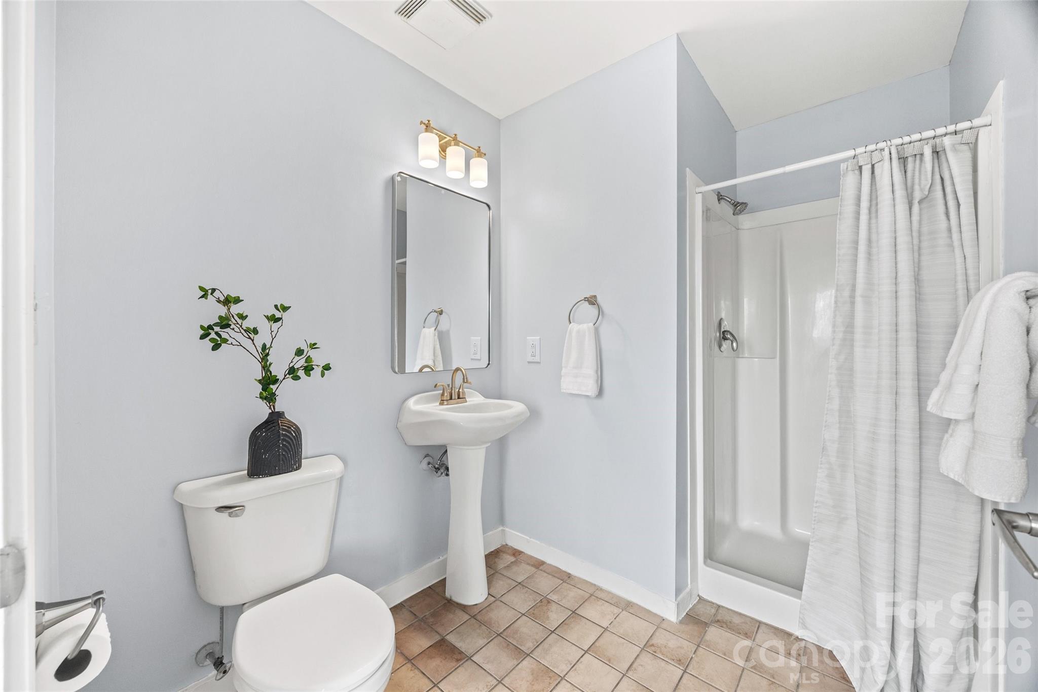 715 North Church Street - Residential