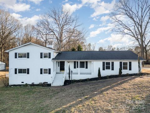 155 Mcadam Lane Mooresville NC 28117