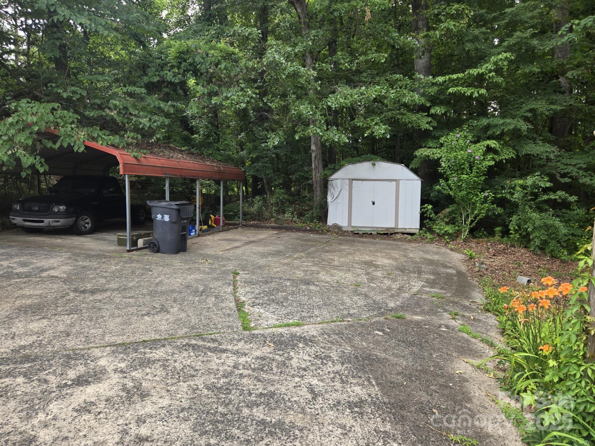 9225 Robinson Church Road