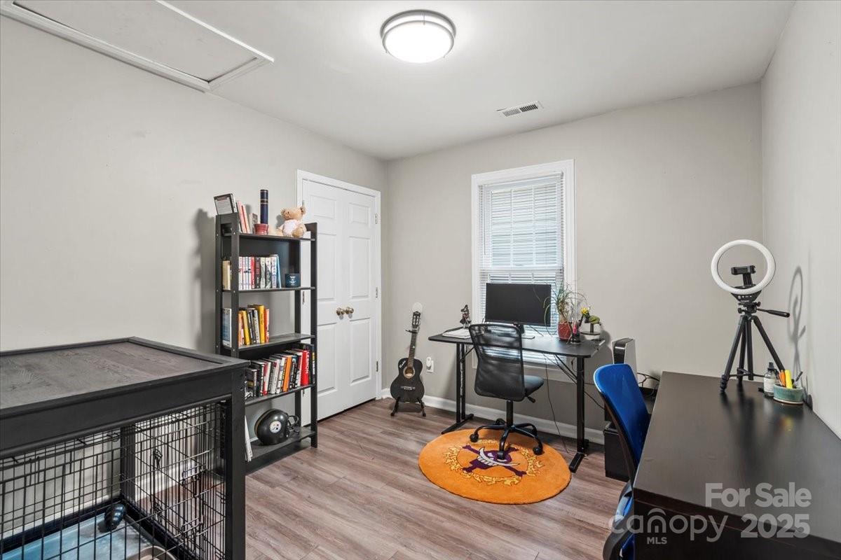 Oakdale Village - Residential