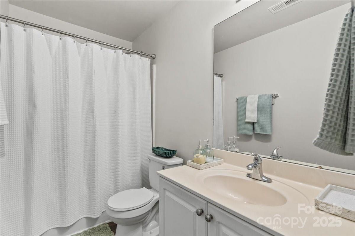 Oakdale Village - Residential