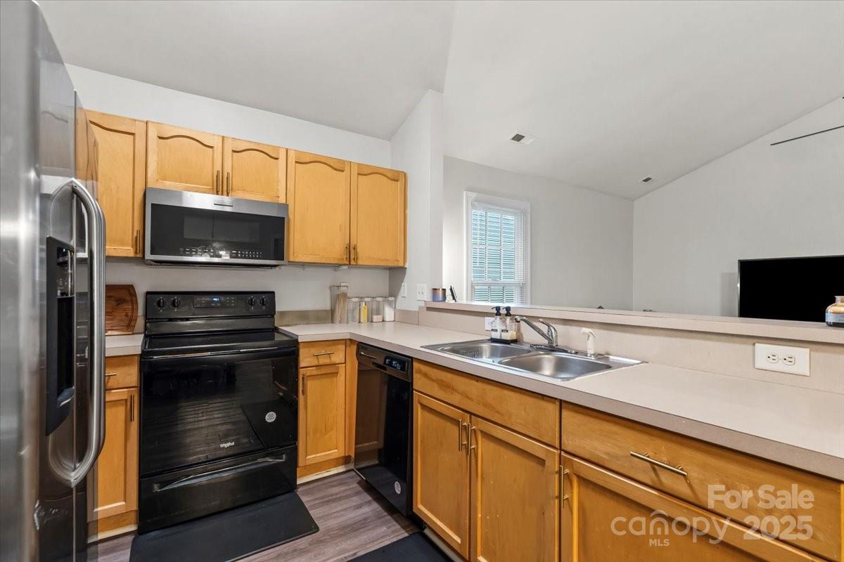 Oakdale Village - Residential