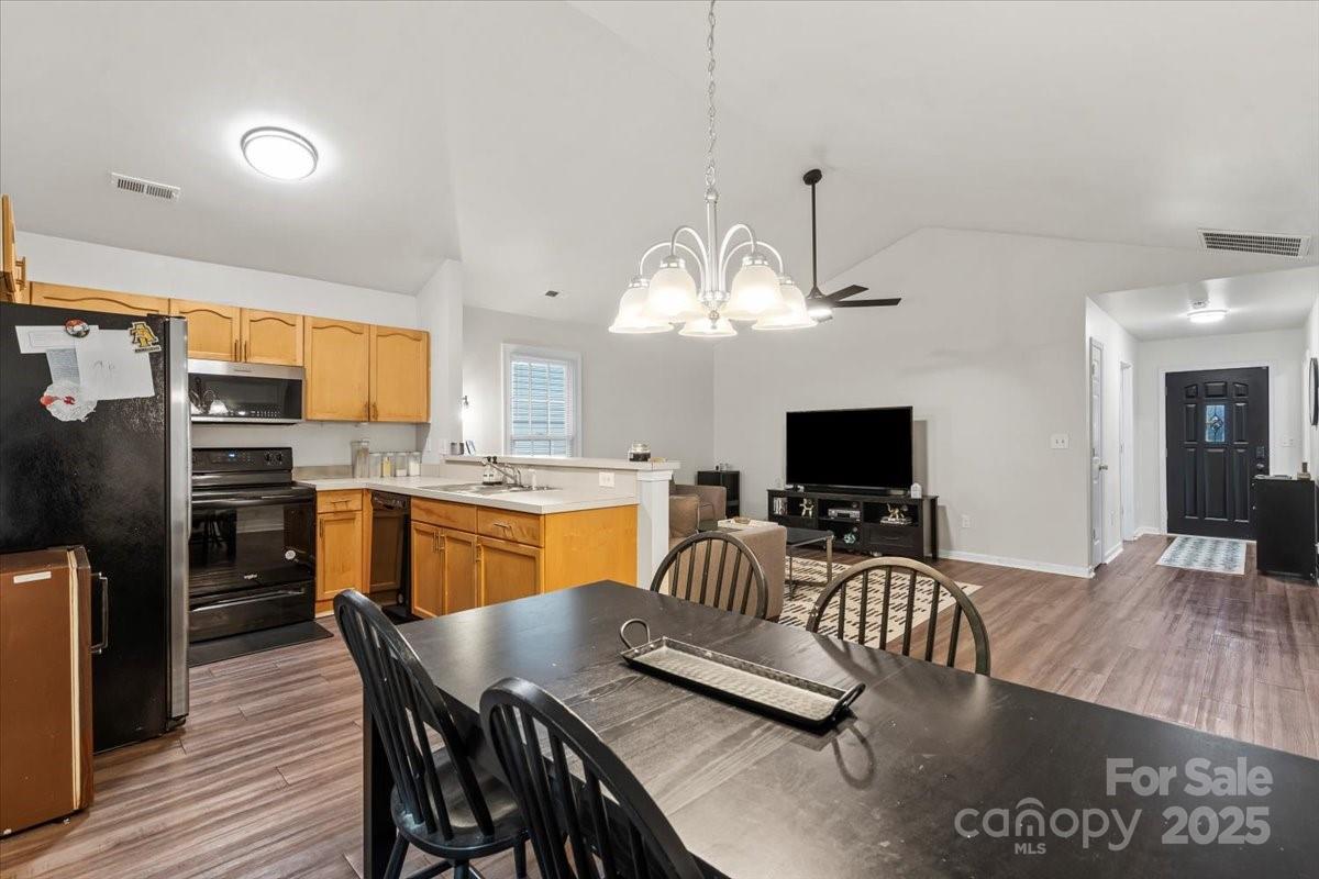 Oakdale Village - Residential