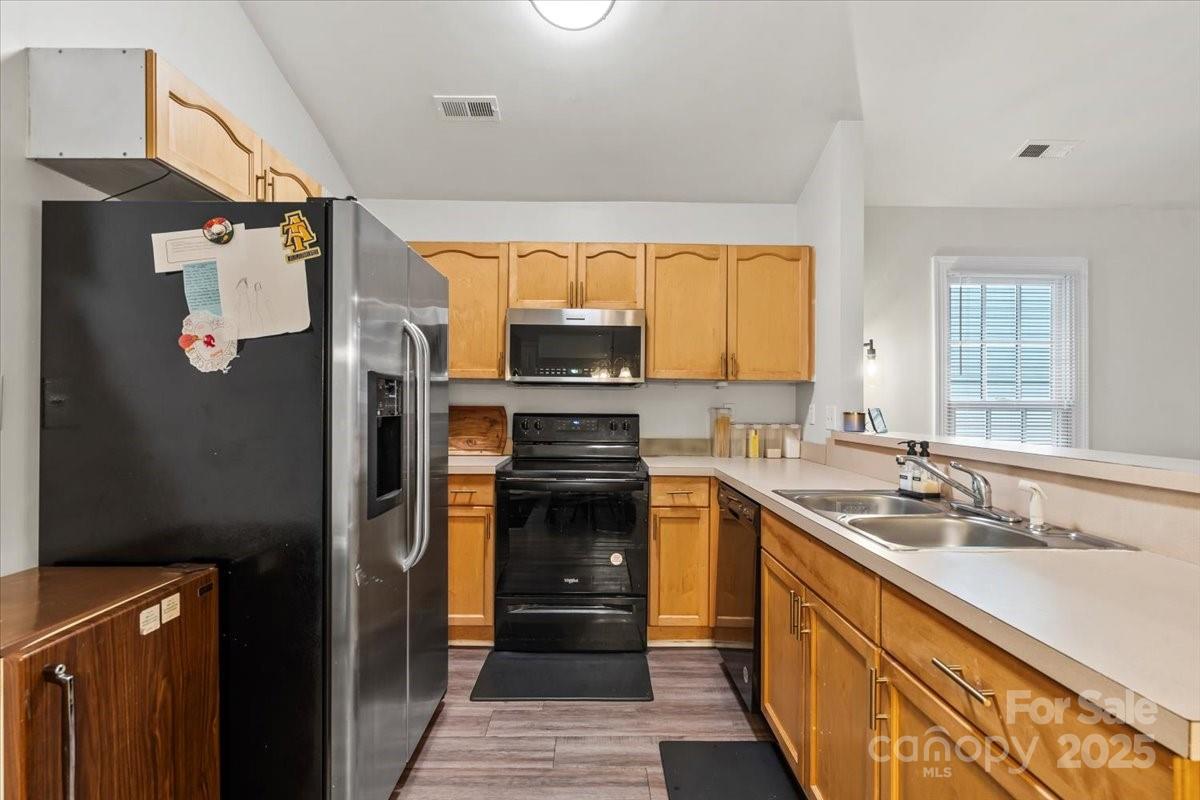 Oakdale Village - Residential