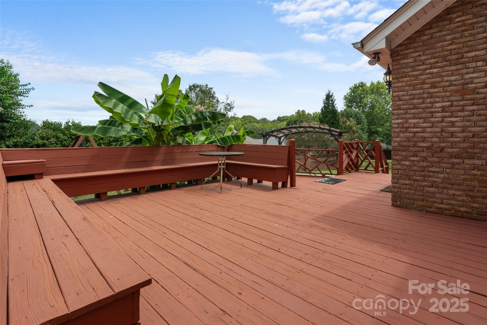 Creekside - Residential