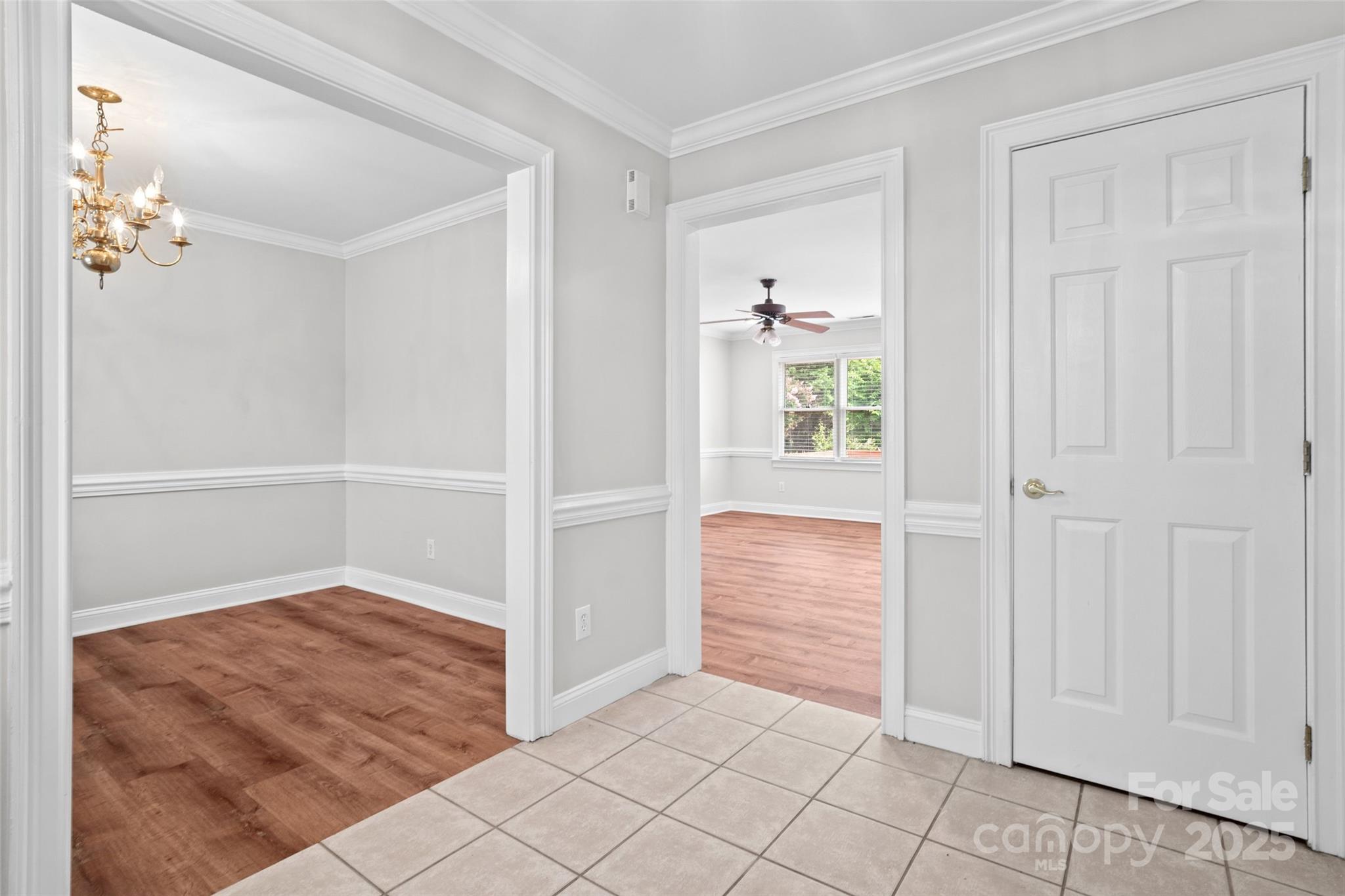 2082 Egret Court