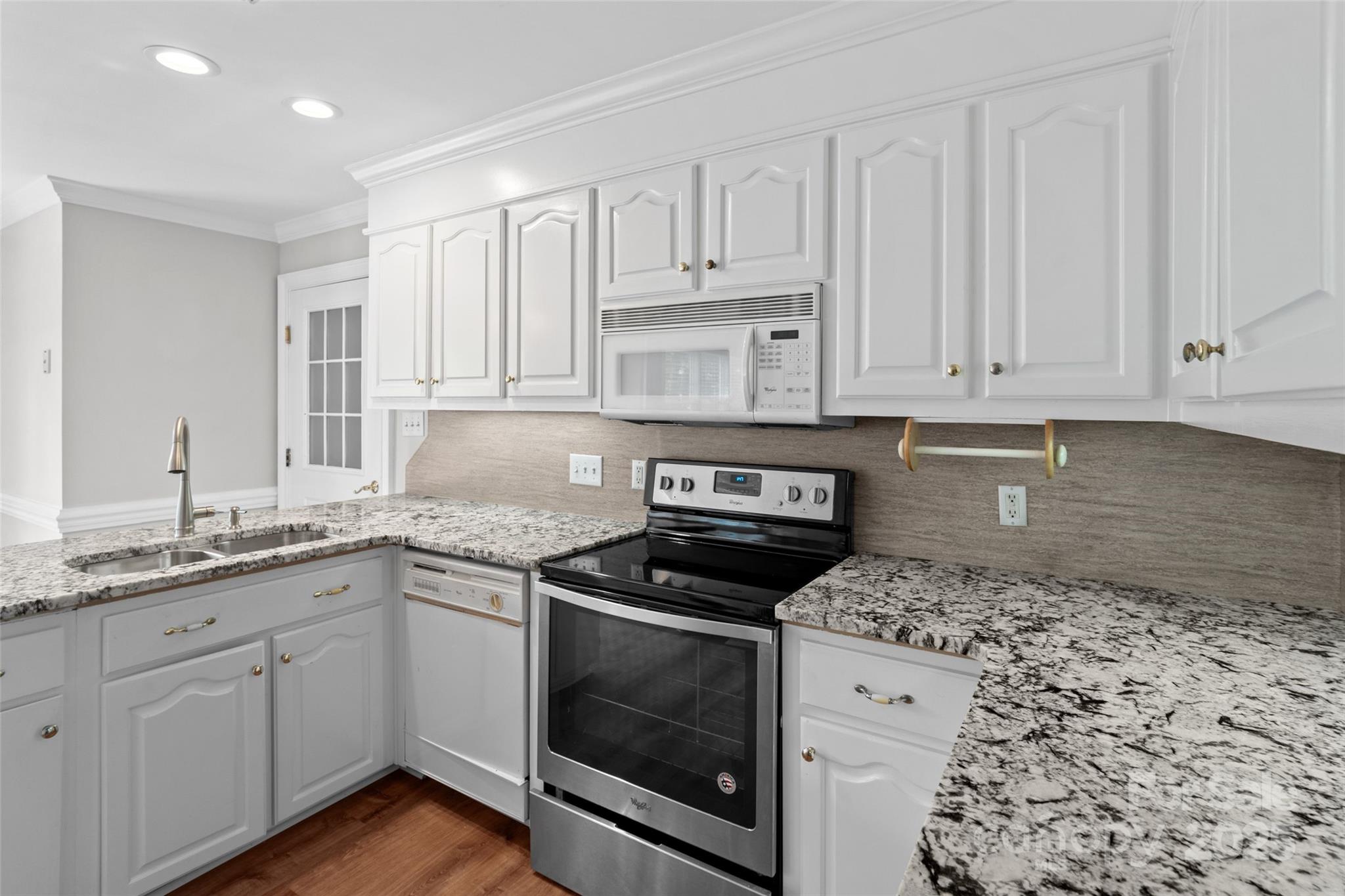 Creekside - Residential