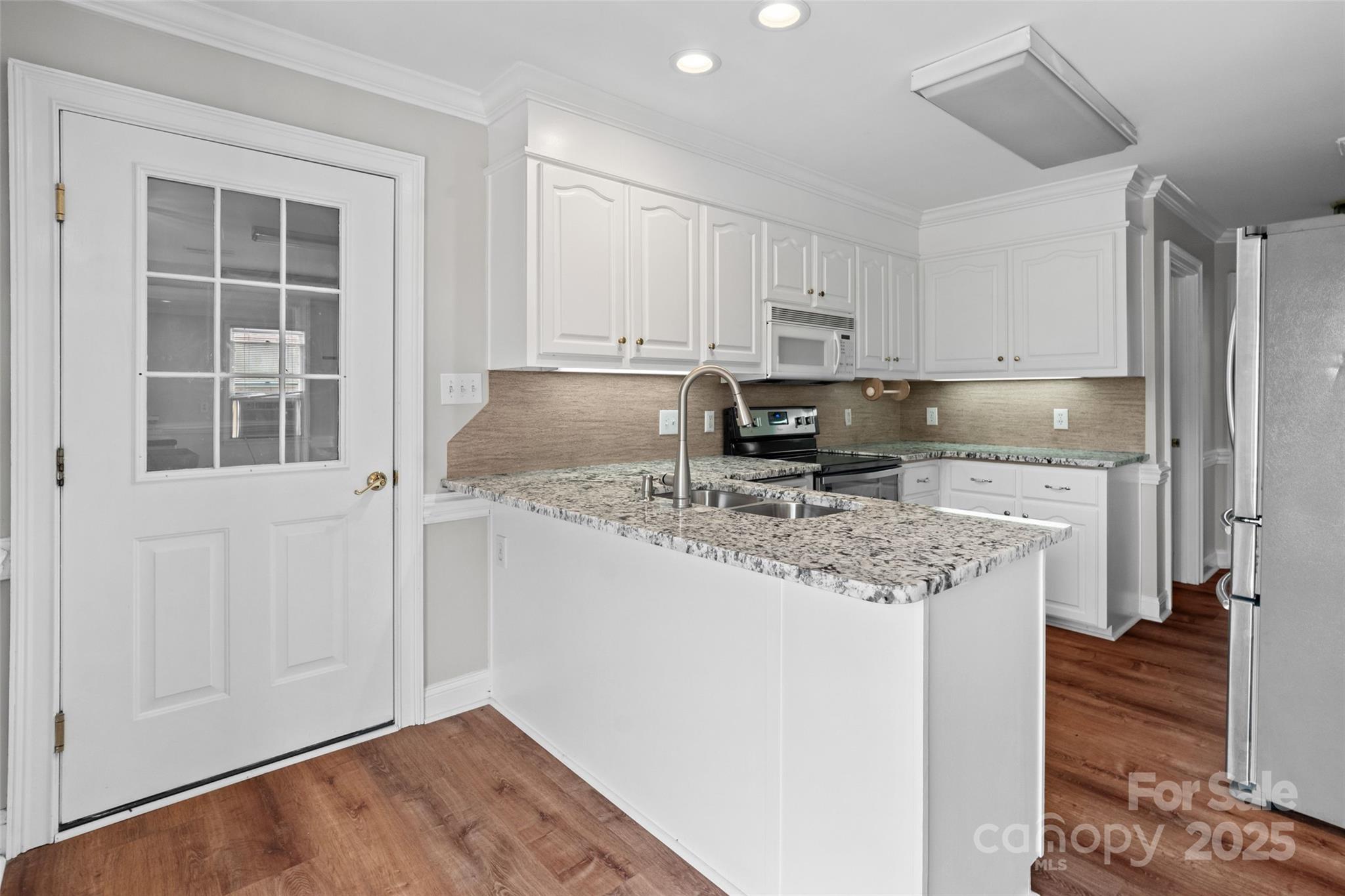 Creekside - Residential