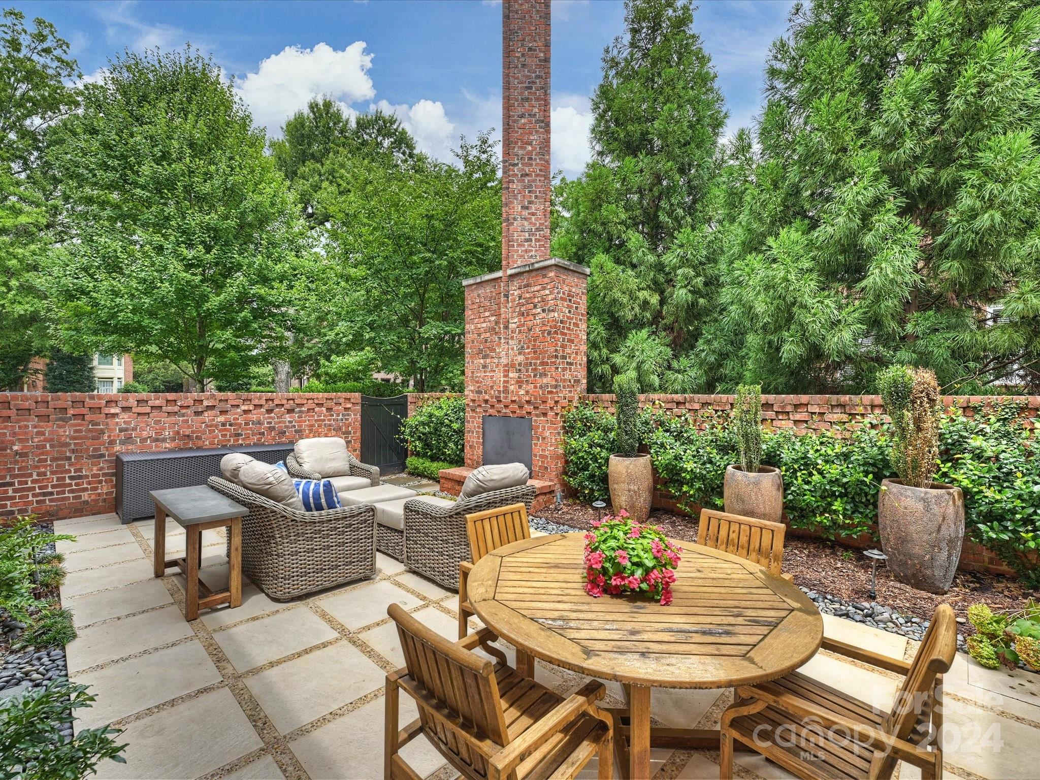 Myers Park - Residential