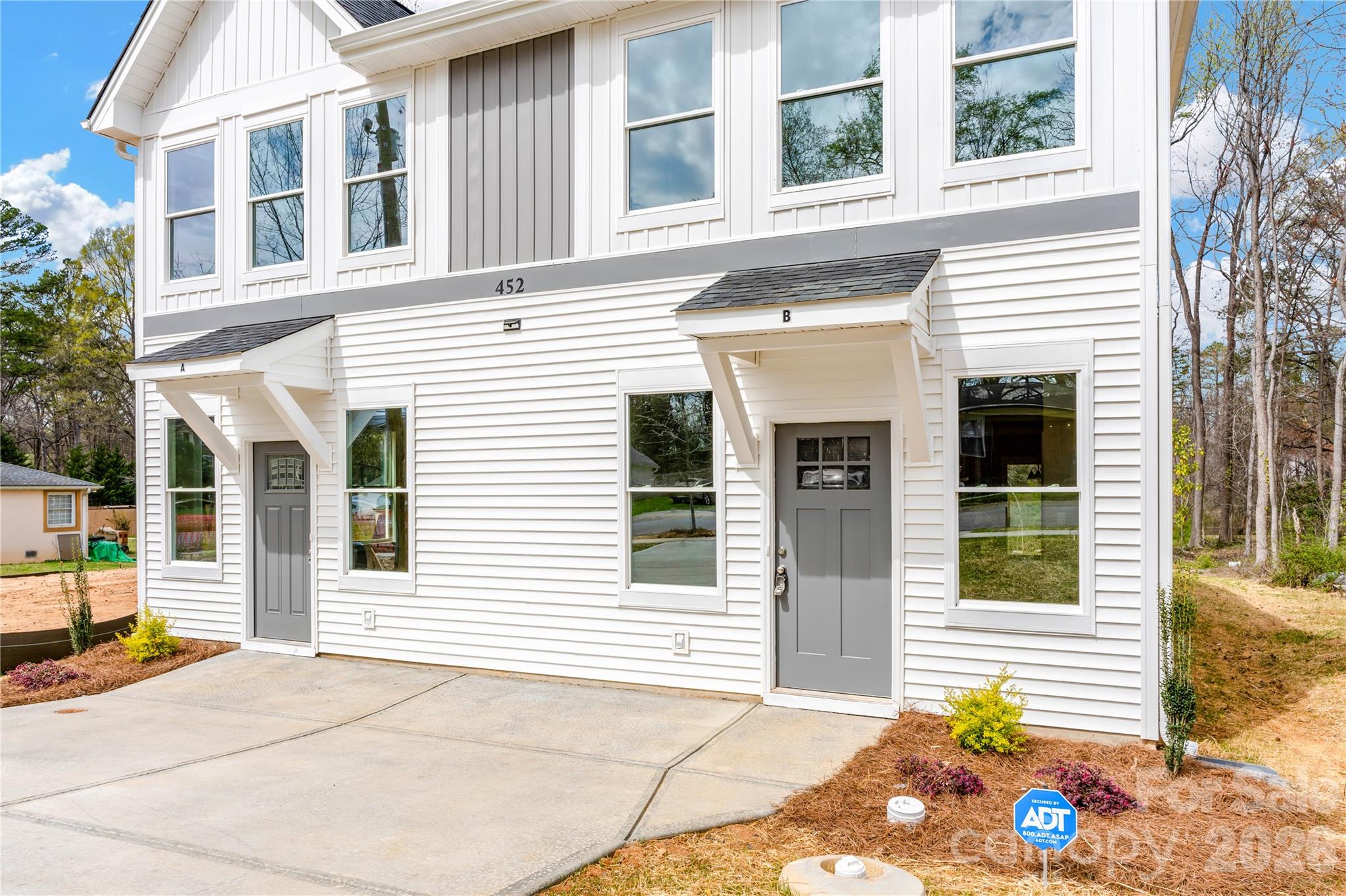 452 Dawn Circle 285-286