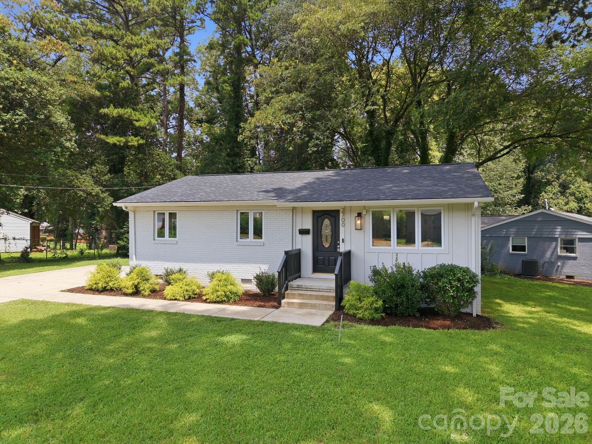 2700 Ravencroft Drive