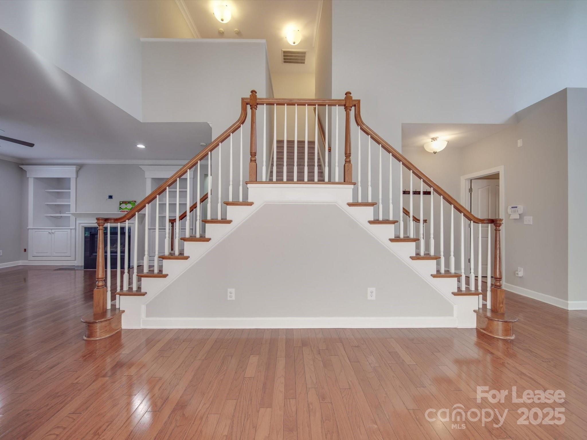 15340 Prescott Hill Avenue