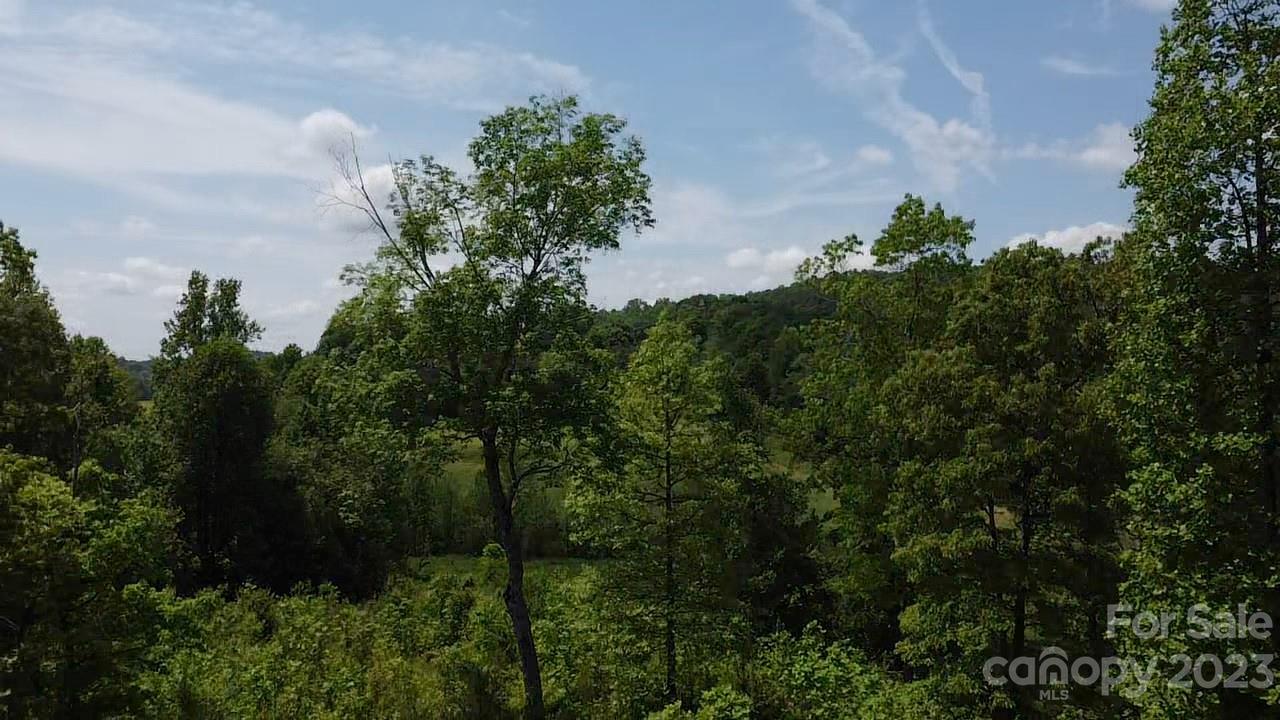 The Waterfront Club - Land