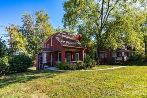 Photo of 16 Gracelyn Road, Asheville, NC 28804 (MLS # 4423922)
