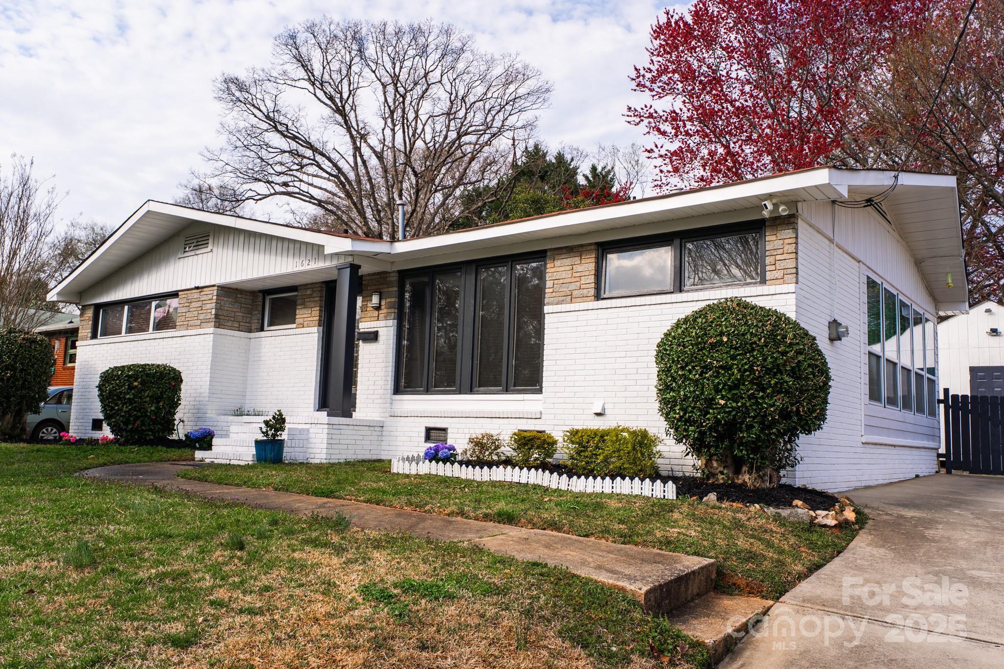 1621 Keeling Place