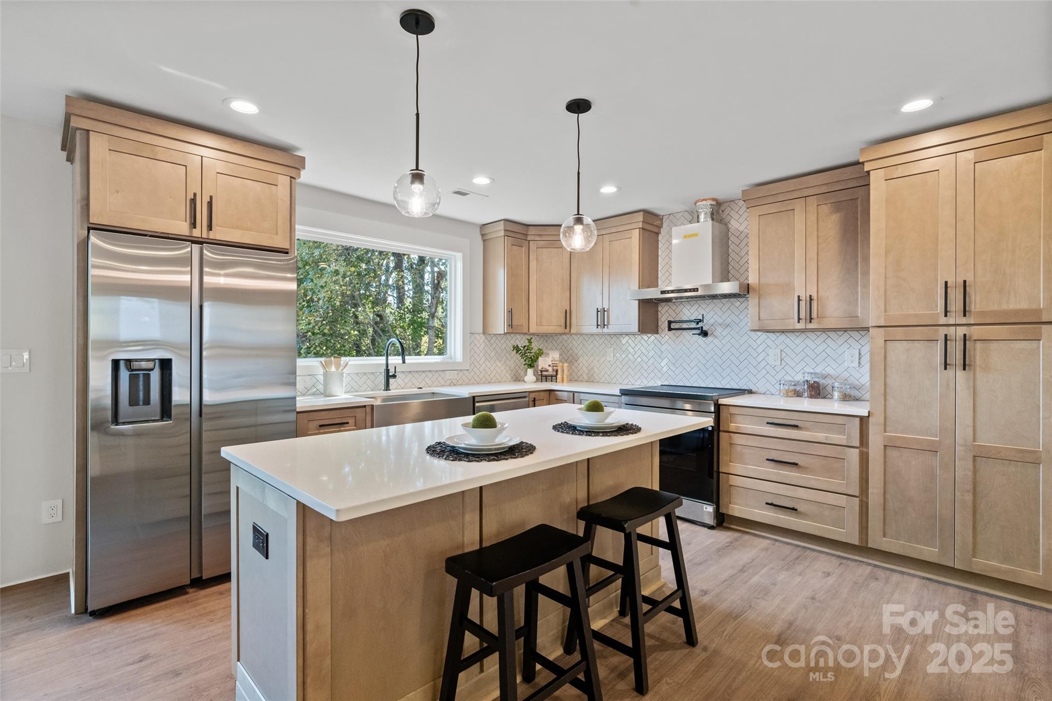 Tega Cay - Residential