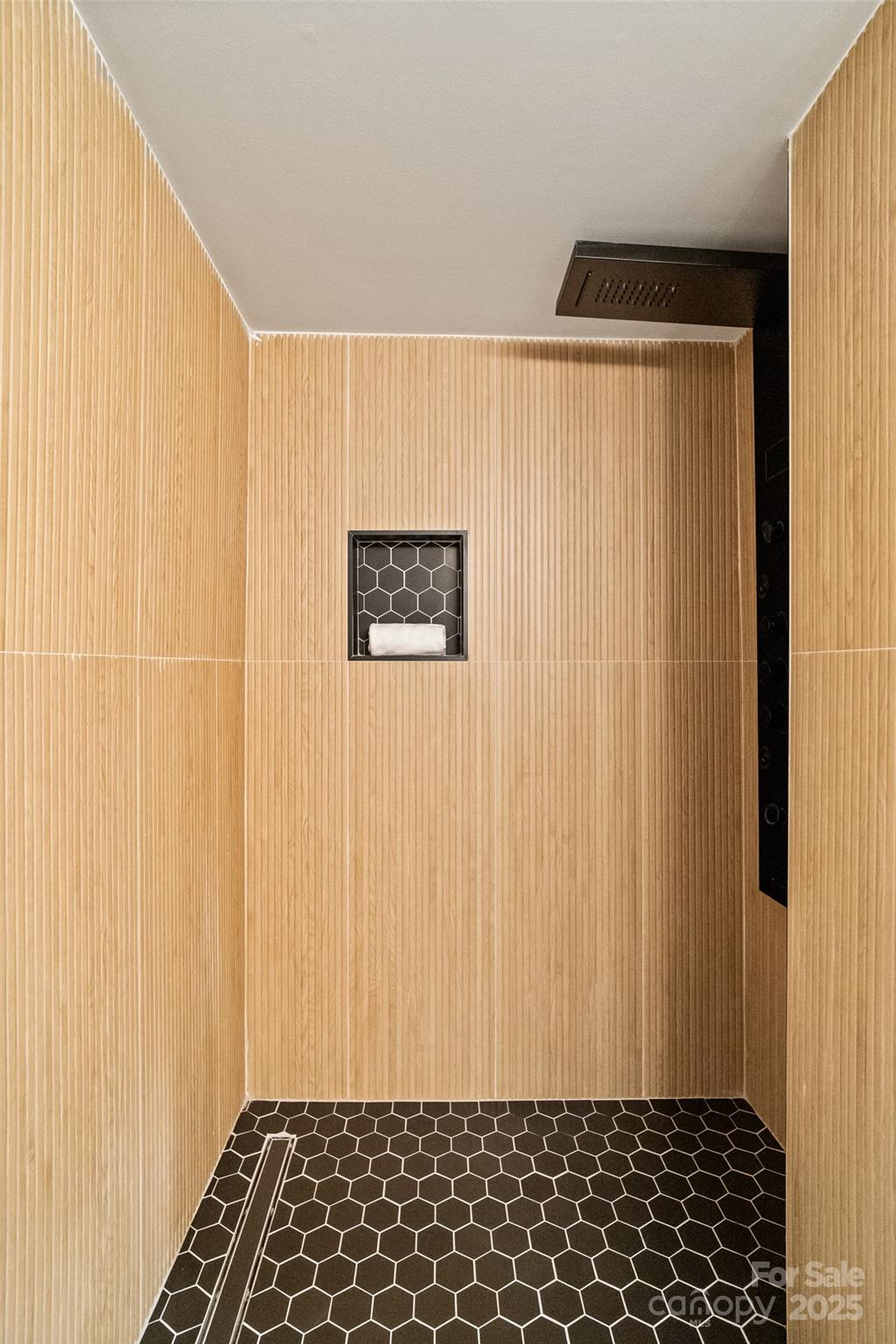 Tega Cay - Residential