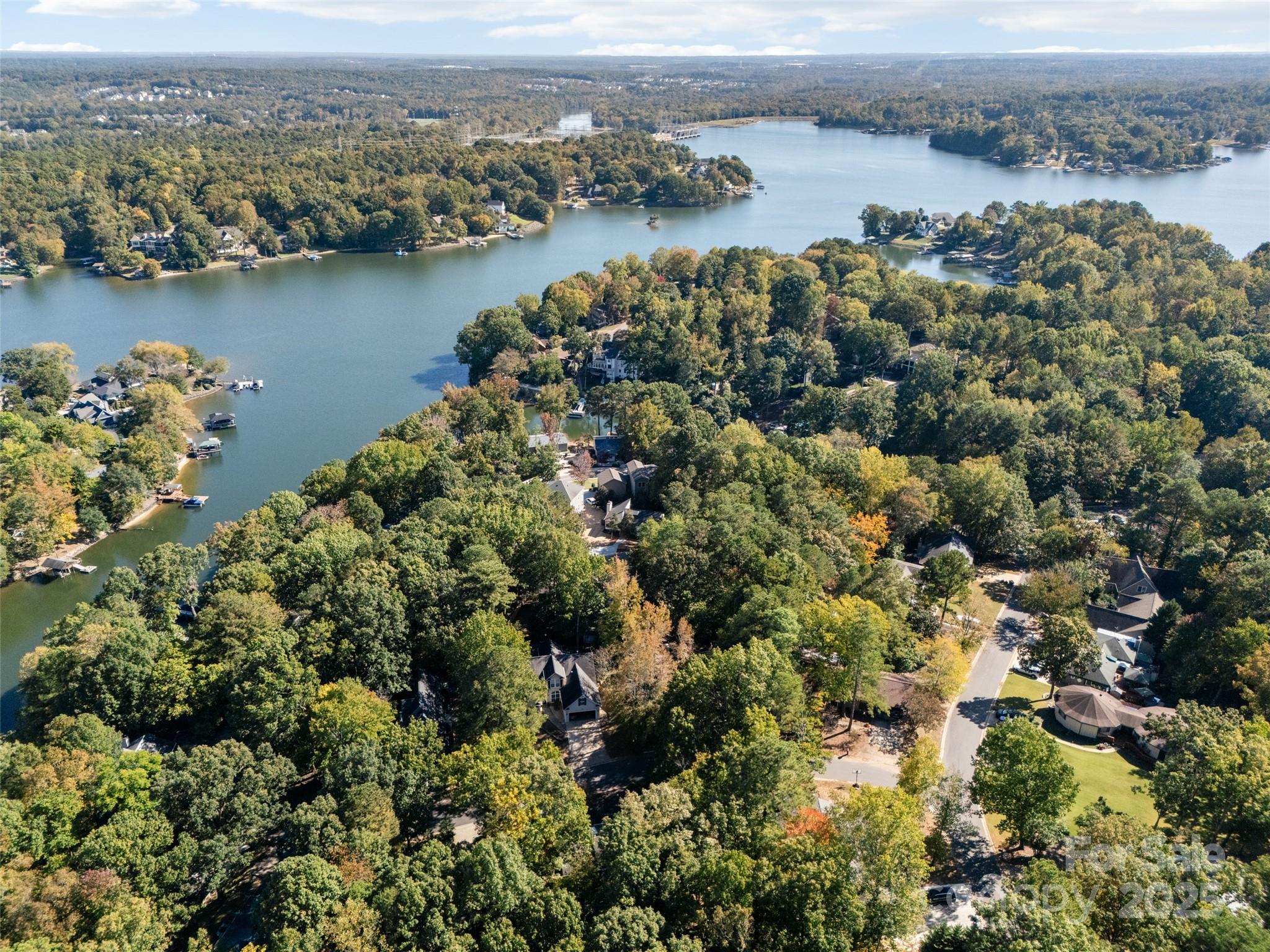 Tega Cay - Residential