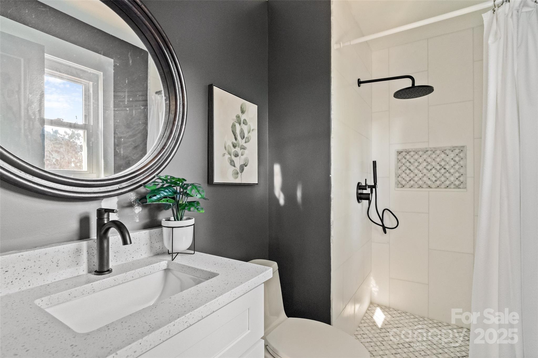 Tega Cay - Residential