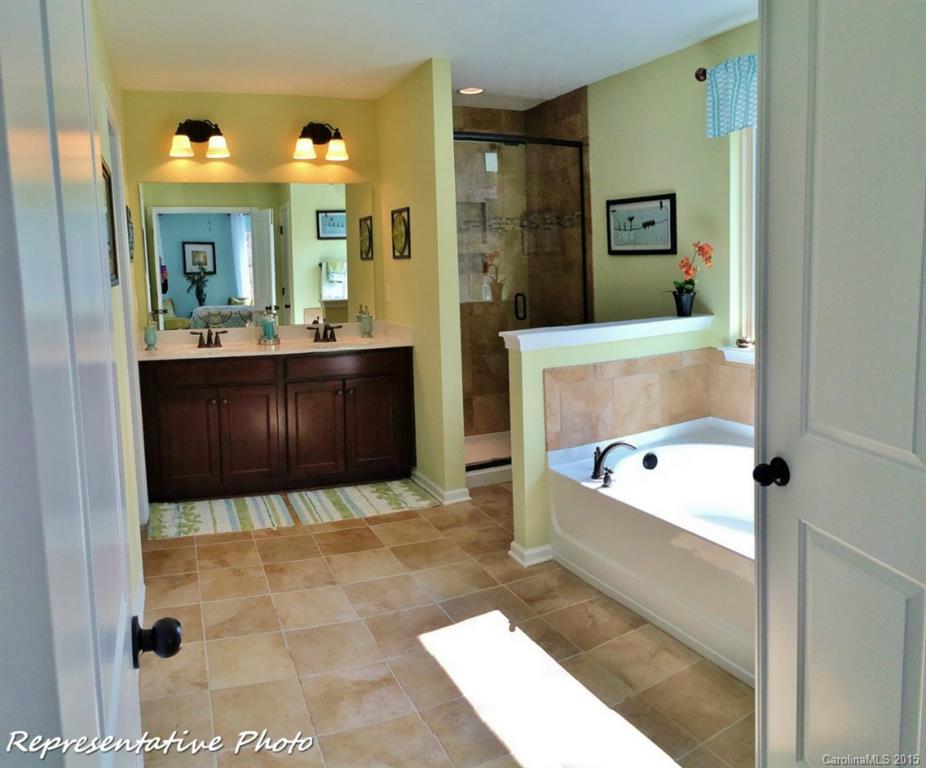 Villas at Winecoff - Residential