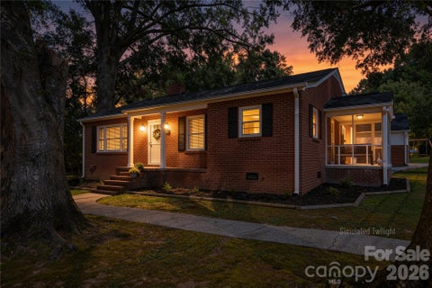 Photo of 123 E Dixon Street, Lincolnton, NC 28092 (MLS # 4425787)