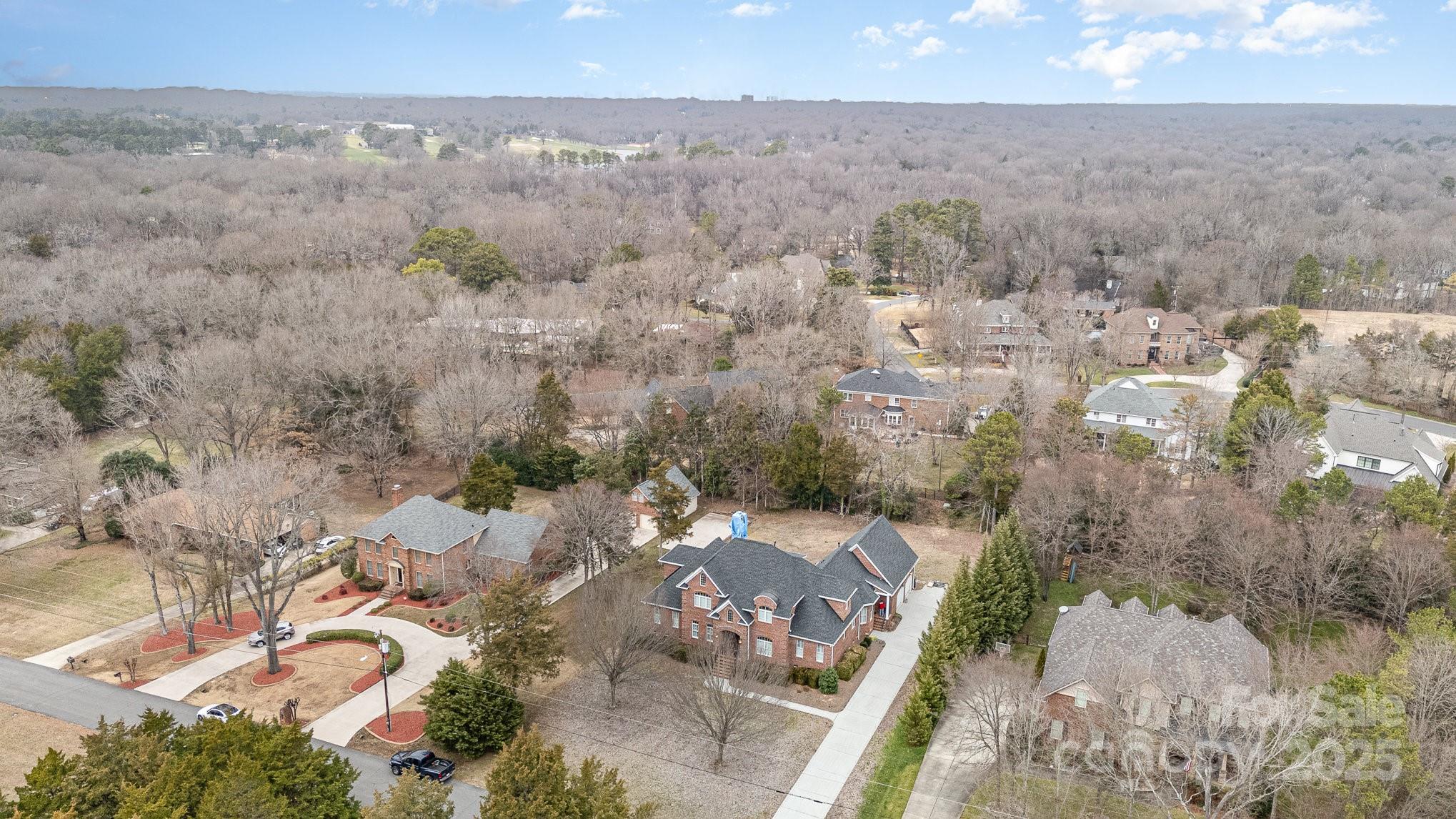 4421 Windwood Circle