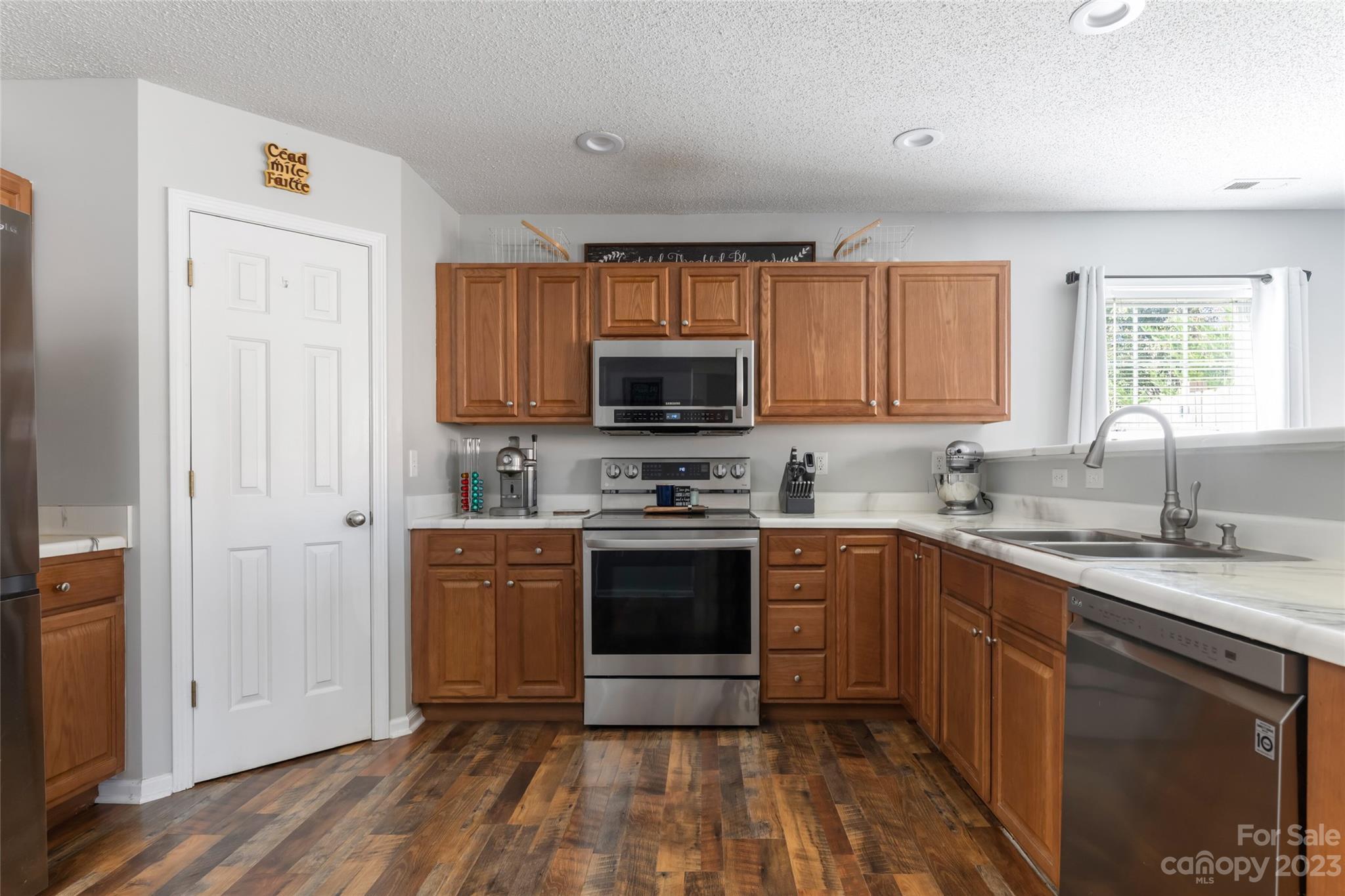 River Stone - Residential