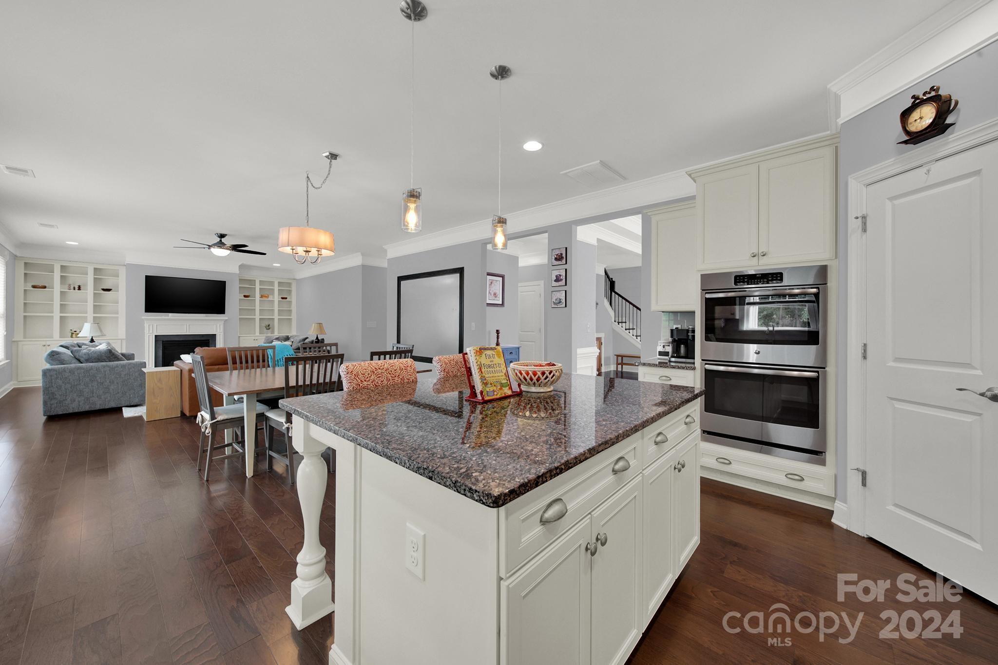 Lake Ridge - Residential