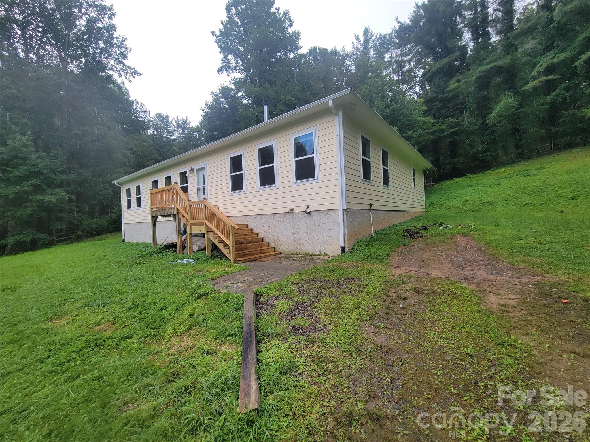 169 Roadrunner Drive