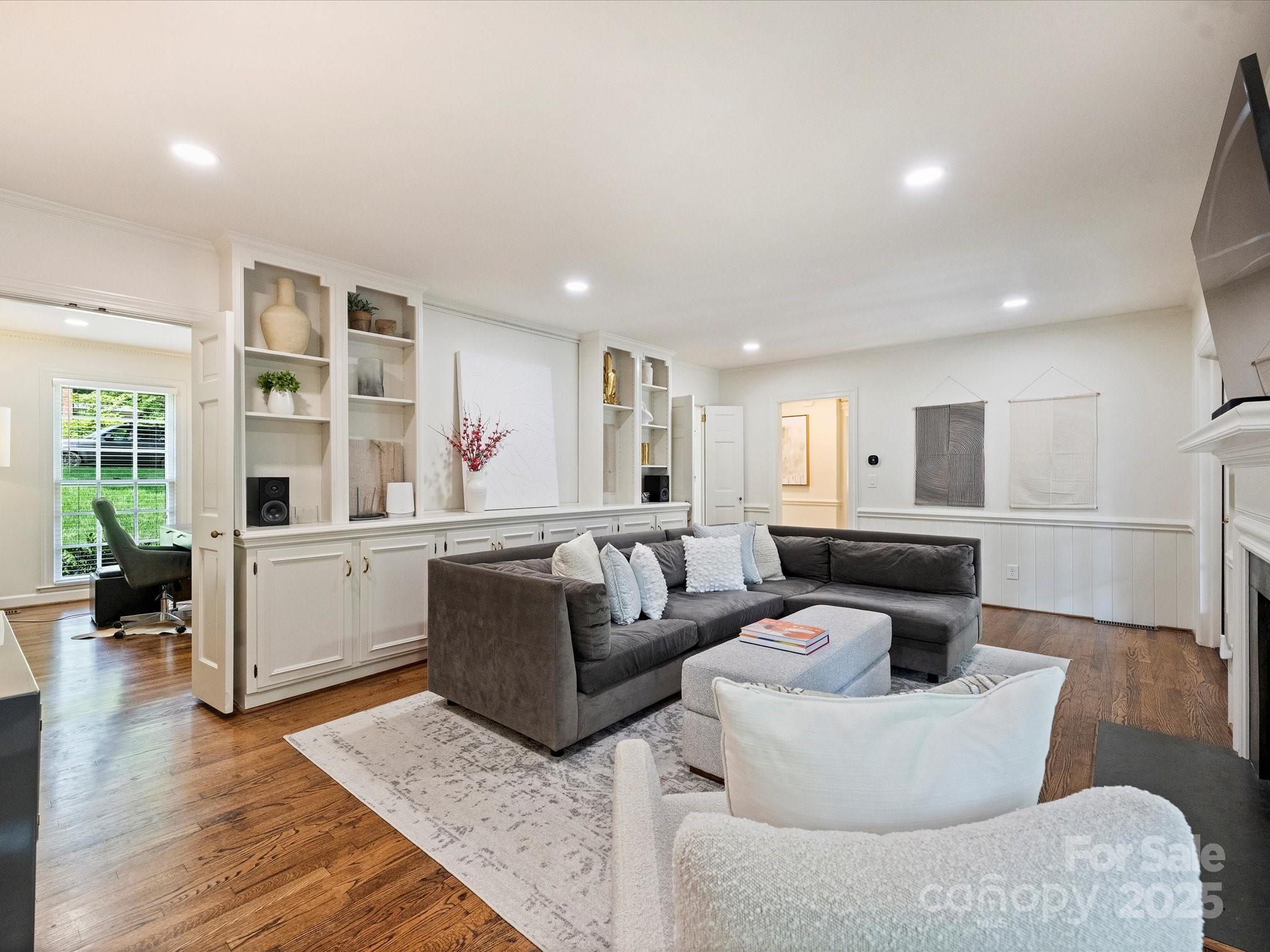 Barclay Downs - Residential