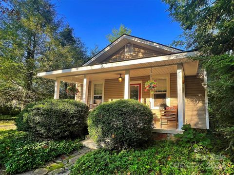 A home in Hendersonville