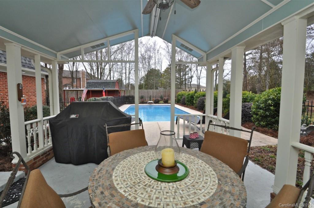 Colony Woods - Residential