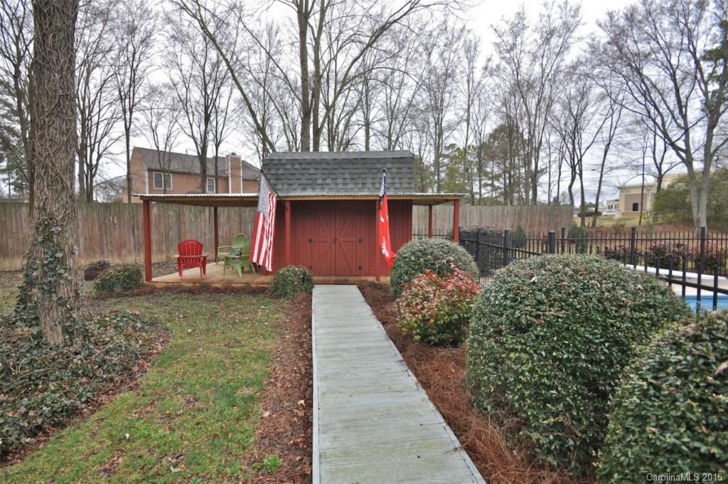 Colony Woods - Residential